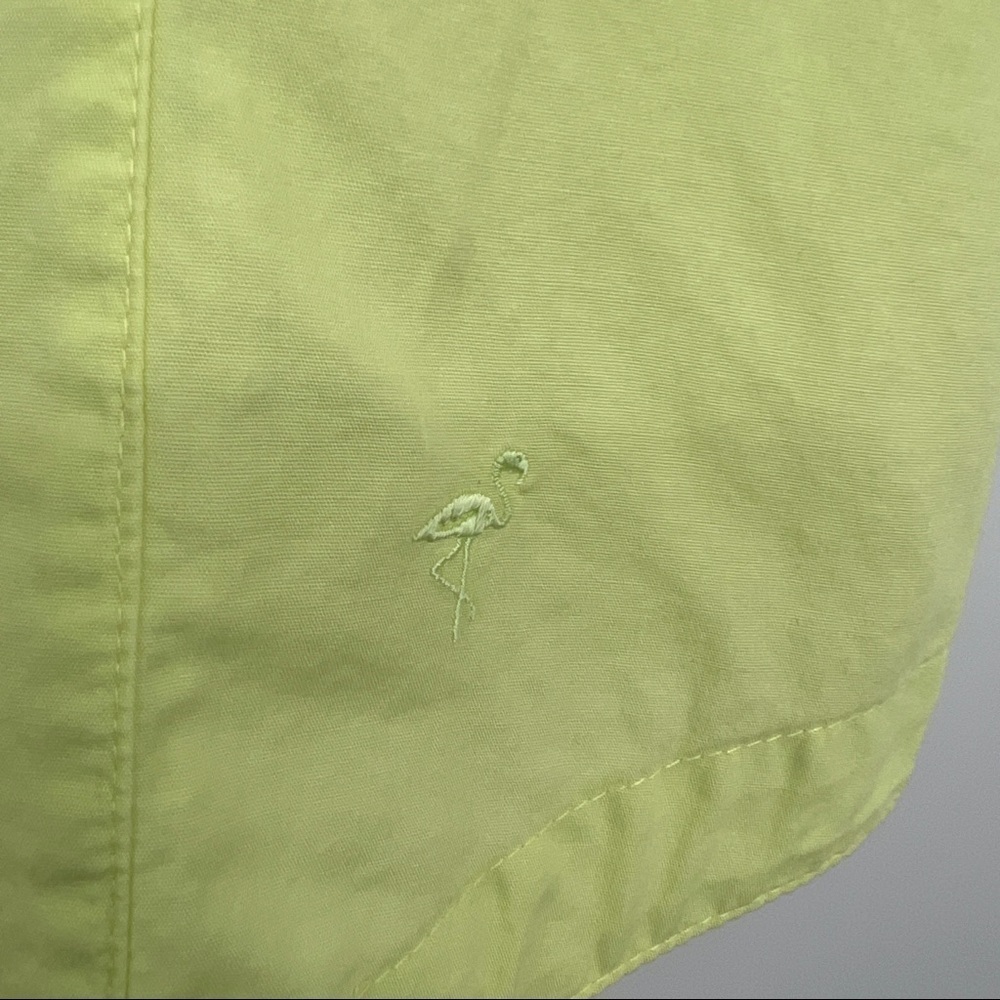 Columbia Women's Green Collared Short Sleeve Buttondown Performance Shirt - Picture 4 of 8